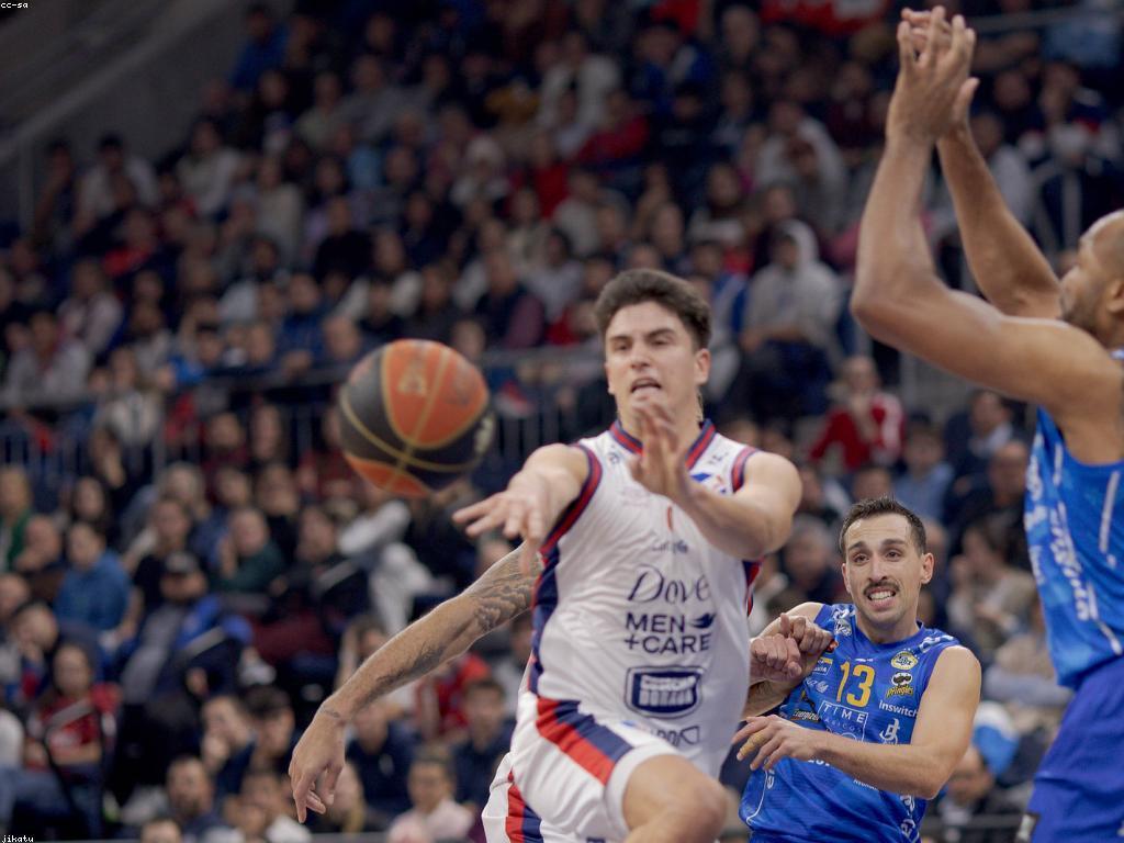 គោលការណ៍ហ្គេម: វិធីសាស្រ្តនិងយុទ្ធសាស្ត្រសំរាប់ការប្រកួត